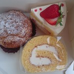 suguri - イチゴショート、シュークリーム、プチロールケーキ