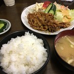 北京食堂 - 焼肉定食(税込700円、2016年8月)
