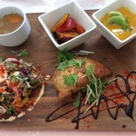 ジョージズ パイ - 