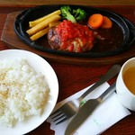 レストラン　むらやま亭 - イタリアンチーズハンバーグ(ライス・スープ)(1380円)