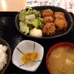 屋台居酒屋 大阪 満マル - チキン南蛮定食 734円 (16年8月)