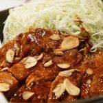 東京トンテキ - トンテキ定食 1050円（豚肩ロース200g）ごはん大盛り、豚汁、お新香付