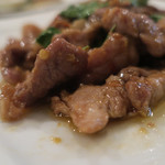 クルア・ナムプリック - 豚肉のガパオ炒め（単品）ズームアップ
