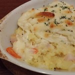 ビーダブリュー カフェ - 絶品♪ポテサラチーズ焼き