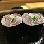 日本橋蛎殻町 すぎた - 2016/8_酢締めの鰯と生姜、アサツキののり巻き