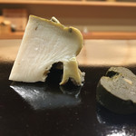 日本橋蛎殻町 すぎた - 2016/8_鮑と鮑の肝