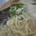 ラーメンほうらく - とんこつラーメン