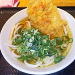 驛麺家 - 天ぷらうどん　<税込>370円(2016.08月)