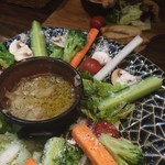 ペッピーノ - スティック野菜のバーニャカウダ 680yen('15.11)