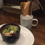 ペッピーノ - アヒージョ 580yen('16.03)