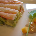 アミタ - 前菜の蟹にちょっと接近＾＾；塩加減が上手いんです。