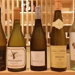 小料理 わみや - 【H28.8.31】先ずは白ワインを選びましょう♪