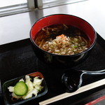 茶屋っこ - かけそば（十割手打ちそば\530税込み）岩瀬張蕎麦
