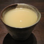 焼肉×もつ鍋 二子玉川 蔵月 - ビールマッコリ　580円