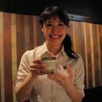 Yakiniku motsunabe futakotamagawa kuratsuki - 笑顔が素敵なフロア担当の木村さん。※掲載承諾済み