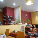 グッドタイムカフェ - 内観：最奥から見る店内