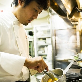 良い食材をシンプルに。旬鮮食材を巧みに操るビストロ料理人