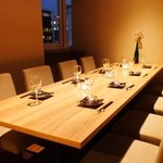 完全個室居酒屋 燻製工房 - 