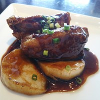 中国菜 老四川 飄香 銀座三越店 - やわらかスペアリブの特製黒酢ソース   山芋も美味しかったです♪