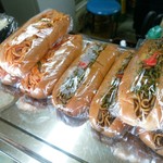 まんぷく処たぬき - 焼きそばパンとナポリタンパンですよ！