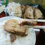 まんぷく処たぬき - 箸で持つと切れてしまいます！