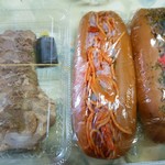 まんぷく処たぬき - トロトロチャーシューと焼きそばパンにナポリタンパンです！