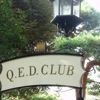 Q.E.D.CLUB - 