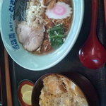 Dosanko - かつ丼＆ラーメンセット