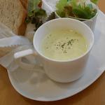 グッドタイムカフェ - サンドイッチプレート　　モッツアレラチーズ＆生ハム
      （ミニサラダ＋ミニスープ付）
      