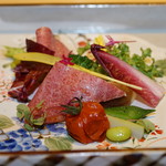 肉屋 雪月花 NAGOYA - 飛騨牛の生ハム　サラダ仕立て