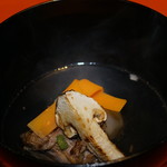 肉屋 雪月花 NAGOYA - お椀で出てきたテールスープ