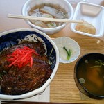 五頭山麓うららの森 - 外でイベントがあって、豚汁とつきたてほわほわのお餅をもらってきたー! どちらも無料(*≧∀≦*)