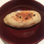 なにわ料理 有 - 山椒ちりめん入りのパン（2016，7）
