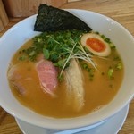 麺屋 佳佳 - 鶏白湯チャーシュー（塩）￥1,000