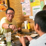 Hiroshima Okonomiyaki Koukouya - 家族仲良く水入らず、