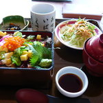 Hoteru meruparuku toukyou fontendo shiba - お昼の寿司定食