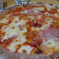トラットリア・イタリア 品川店 - ハムとパプリカのトマトソースピッツア セット1200円