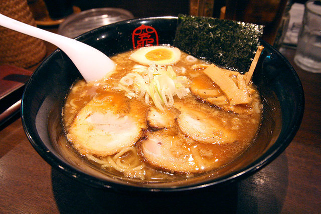 閉店 竈 新宿本店 かまど 西武新宿 ラーメン 食べログ