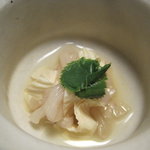 あさば - 白だつ（ずいき）とゆば　ほっとする味