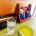 灰皿は要らないなぁ。