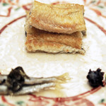 赤坂 詠月 - 稚鮎と琵琶湖の天然鰻の白焼き
