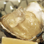 赤坂 詠月 - 千葉の銚子の岩牡蠣