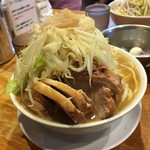 ラーメン二郎 - 横から