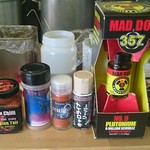 プーレ スープ ファクトリー - 激辛ファン垂涎の品揃え！（注）１番右は別次元です
      