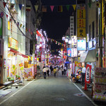 とん八 - 最初の角を右に曲がって