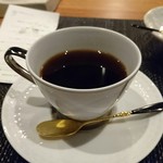 エピキュール・モア - 丁重に入れて頂いた食後のコーヒー