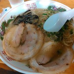 Gochoume - ラーメン　600円
                        久しぶりだけど、ちょっと前よりライトなような？(^^;)