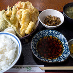 おおいし - 「天ぷら定食」（1,500円）。家庭的な天ぷら♪