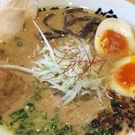 らーめん錦 - 特製全部のせらーめん醤油　アップ