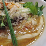 バラエティ豊かで、盛り方に躊躇や遠慮がないのが痛快だ。この思い切りの良い、潔さ好きです！